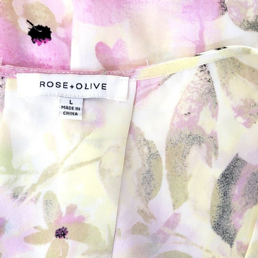 Rose + Olive Sleeveless Floral Blouse - Picture 2 of 6